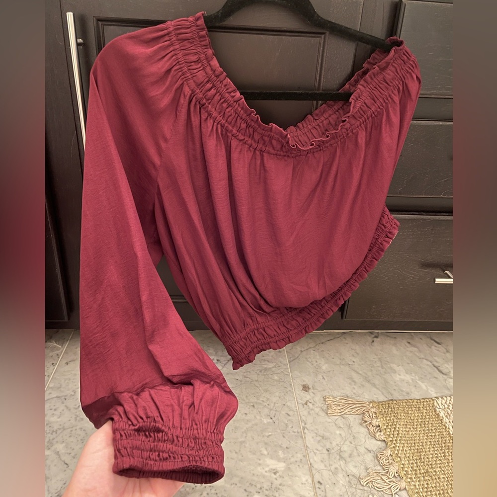 Do+be one shoulder satin shirt!!